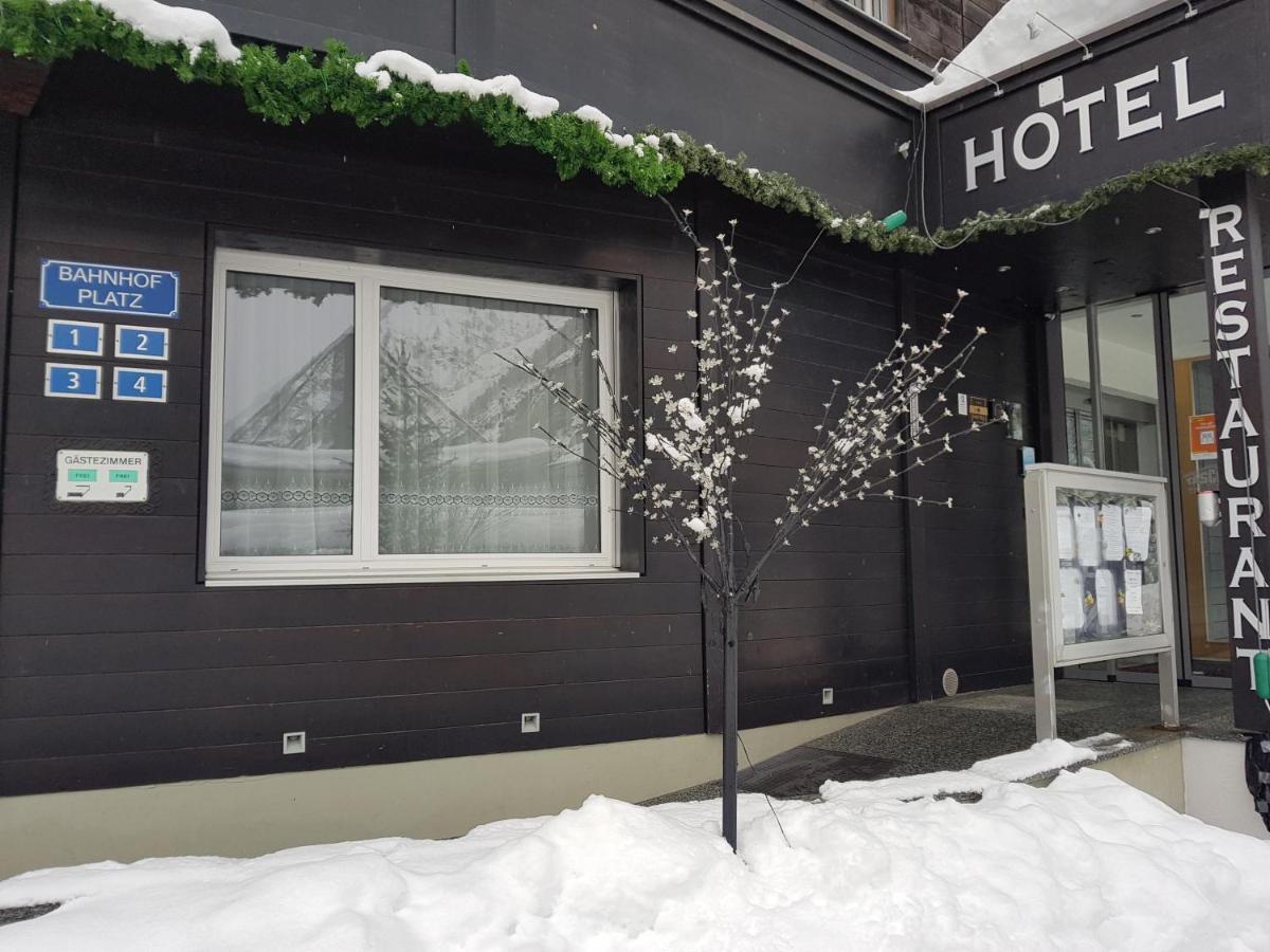 Typically Swiss Hotel Taescherhof Exterior photo